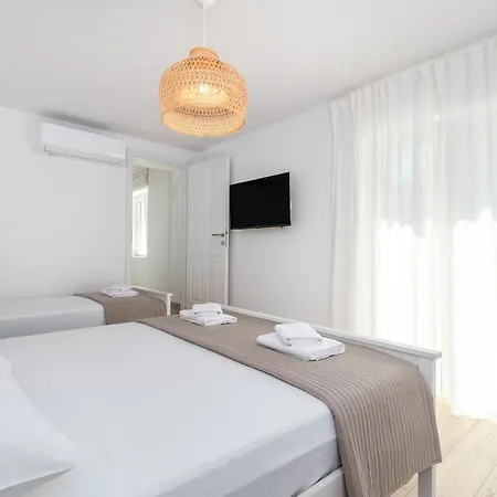 Villa Celtis With Heated Pool *